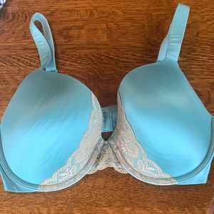 Soma Enhancing Shape bra in size 34DD